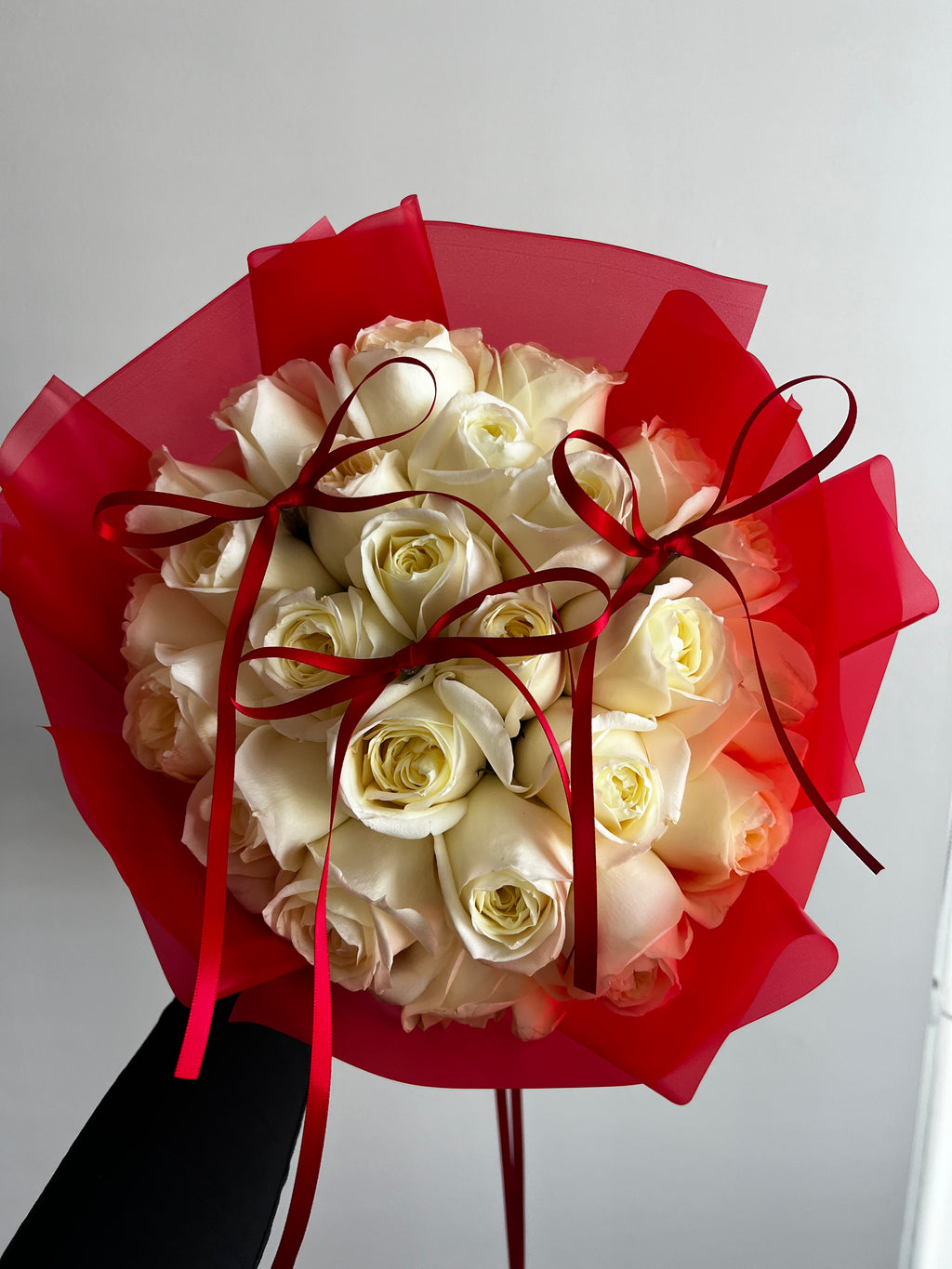 Roses - T & X Bouquet (Light red wrapping)