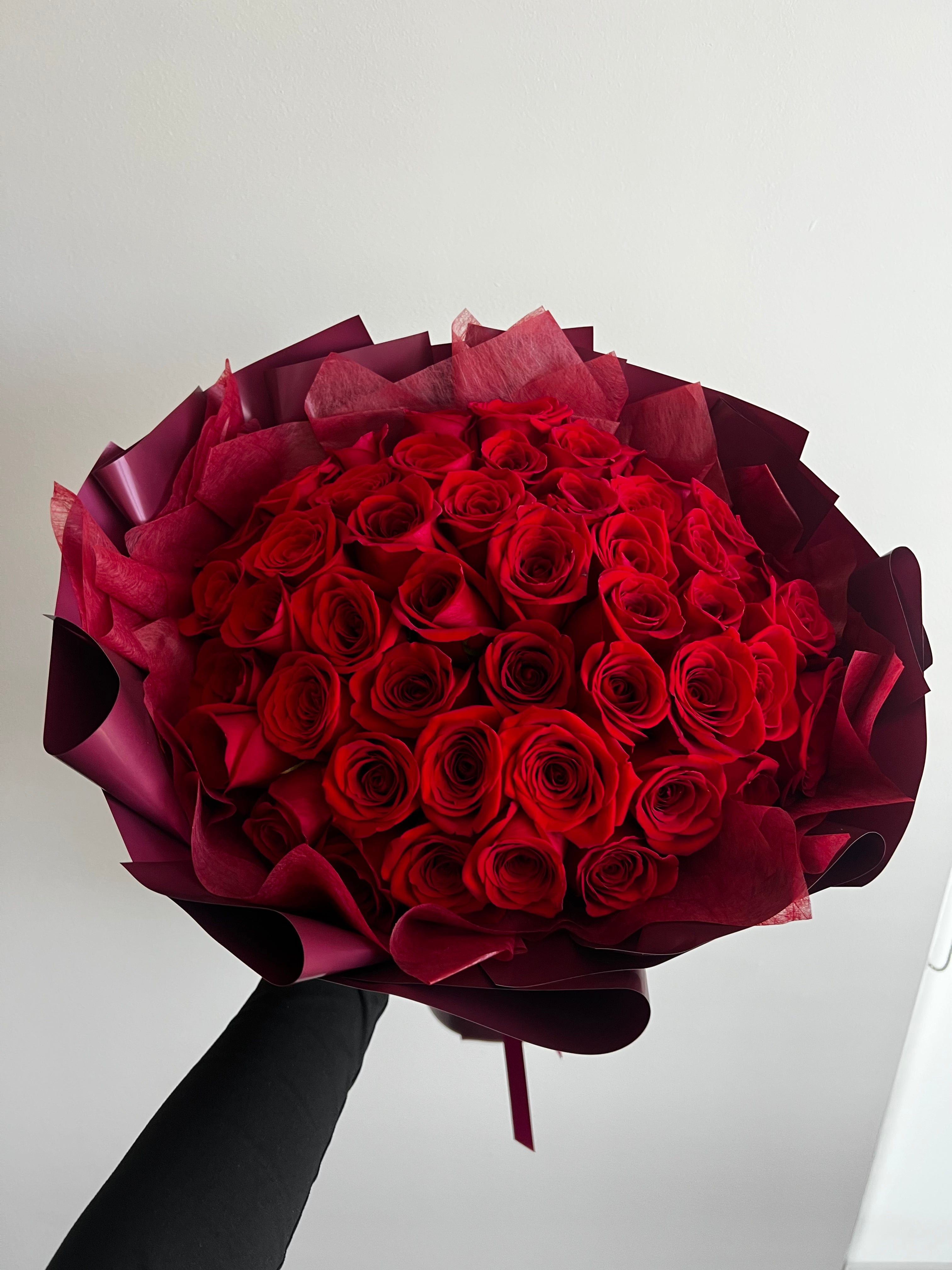 Roses - Ruffled Dome