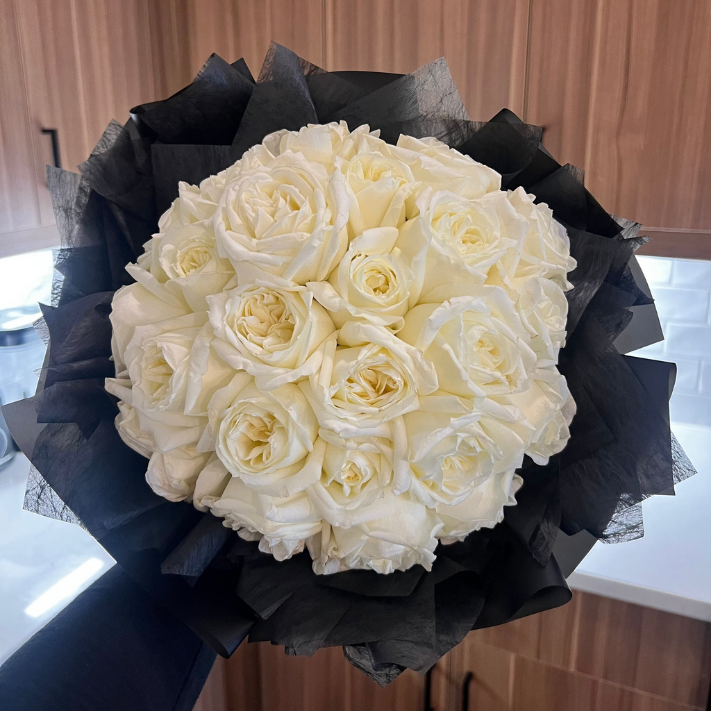 Roses - Ruffled Dome